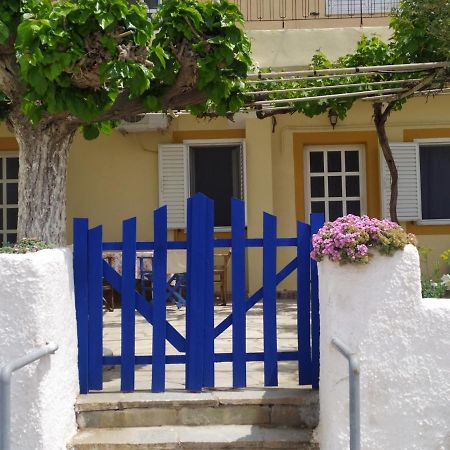 Το Σπίτι Της Μαργαρίτας Στην Παραλία Villa Nea Styra Exterior foto