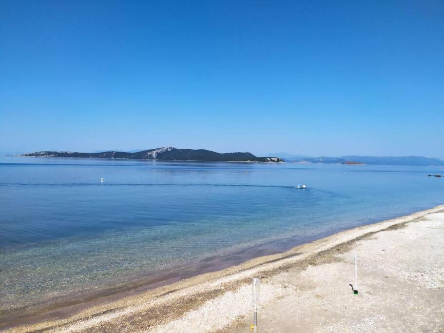 Το Σπίτι Της Μαργαρίτας Στην Παραλία Villa Nea Styra Exterior foto