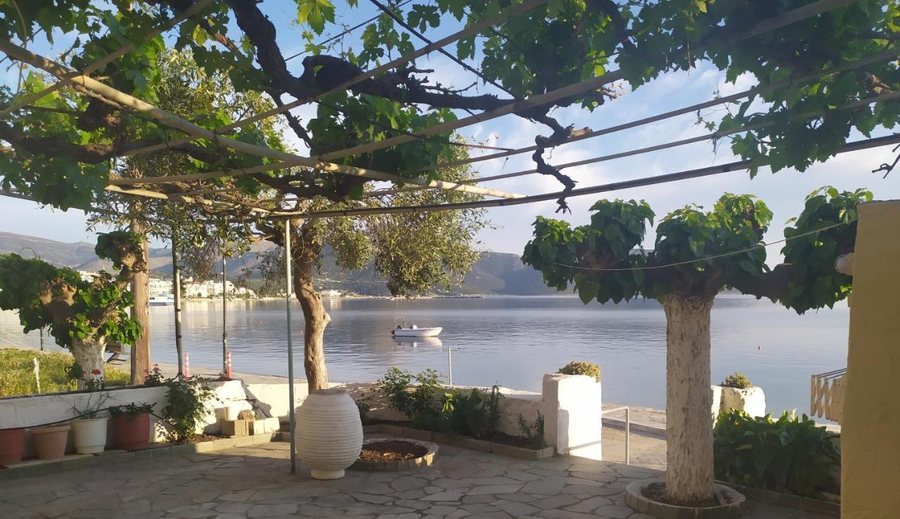 Το Σπίτι Της Μαργαρίτας Στην Παραλία Villa Nea Styra Exterior foto
