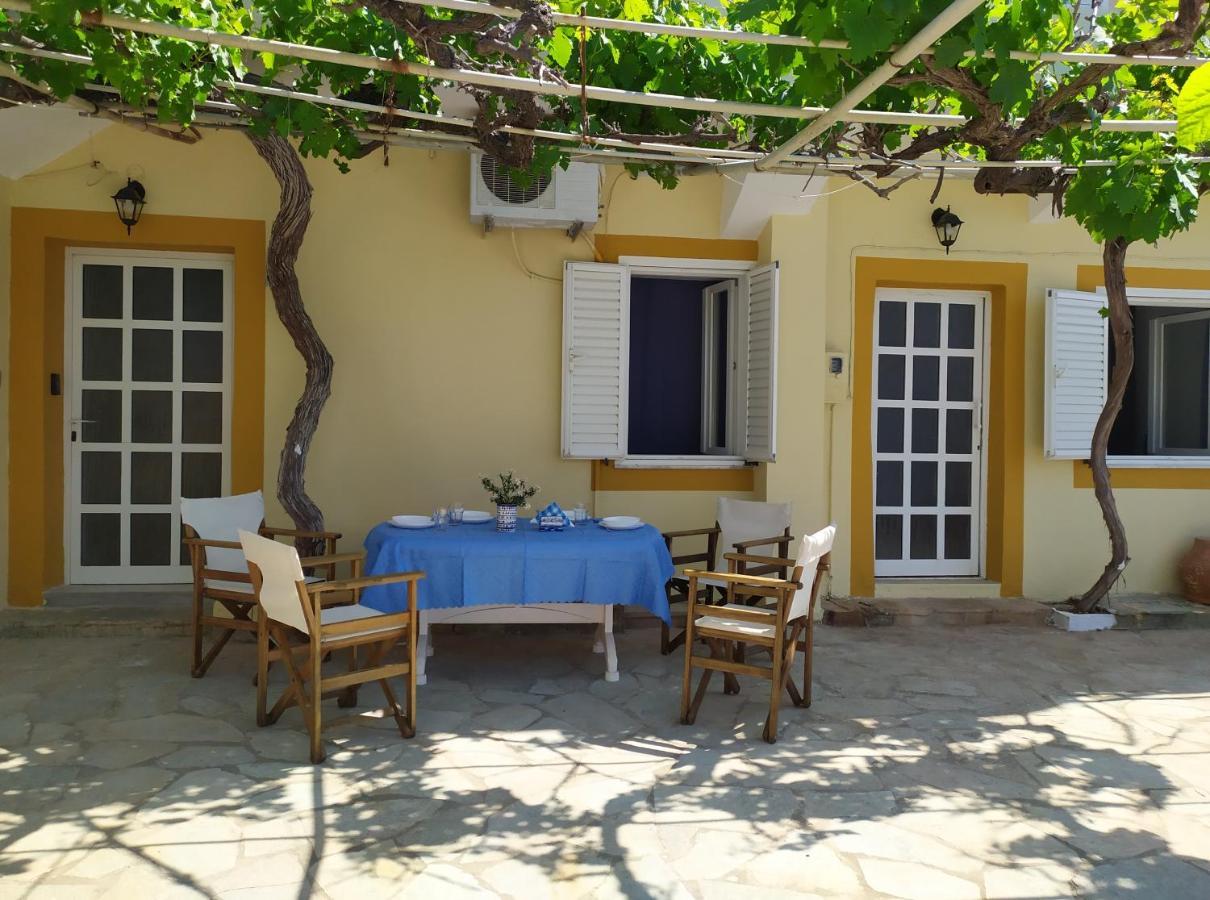Το Σπίτι Της Μαργαρίτας Στην Παραλία Villa Nea Styra Exterior foto