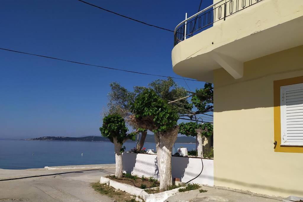 Το Σπίτι Της Μαργαρίτας Στην Παραλία Villa Nea Styra Exterior foto